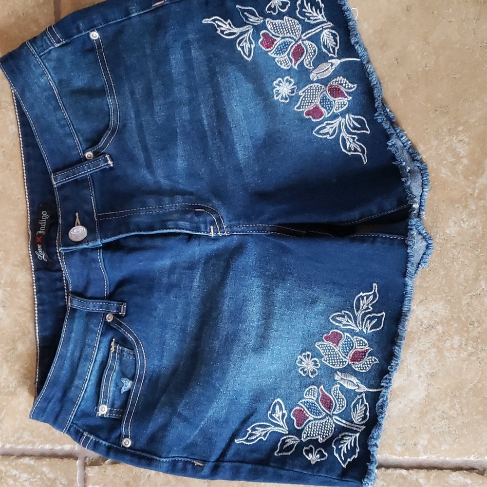 Love Indigo Jean Shorts size 10